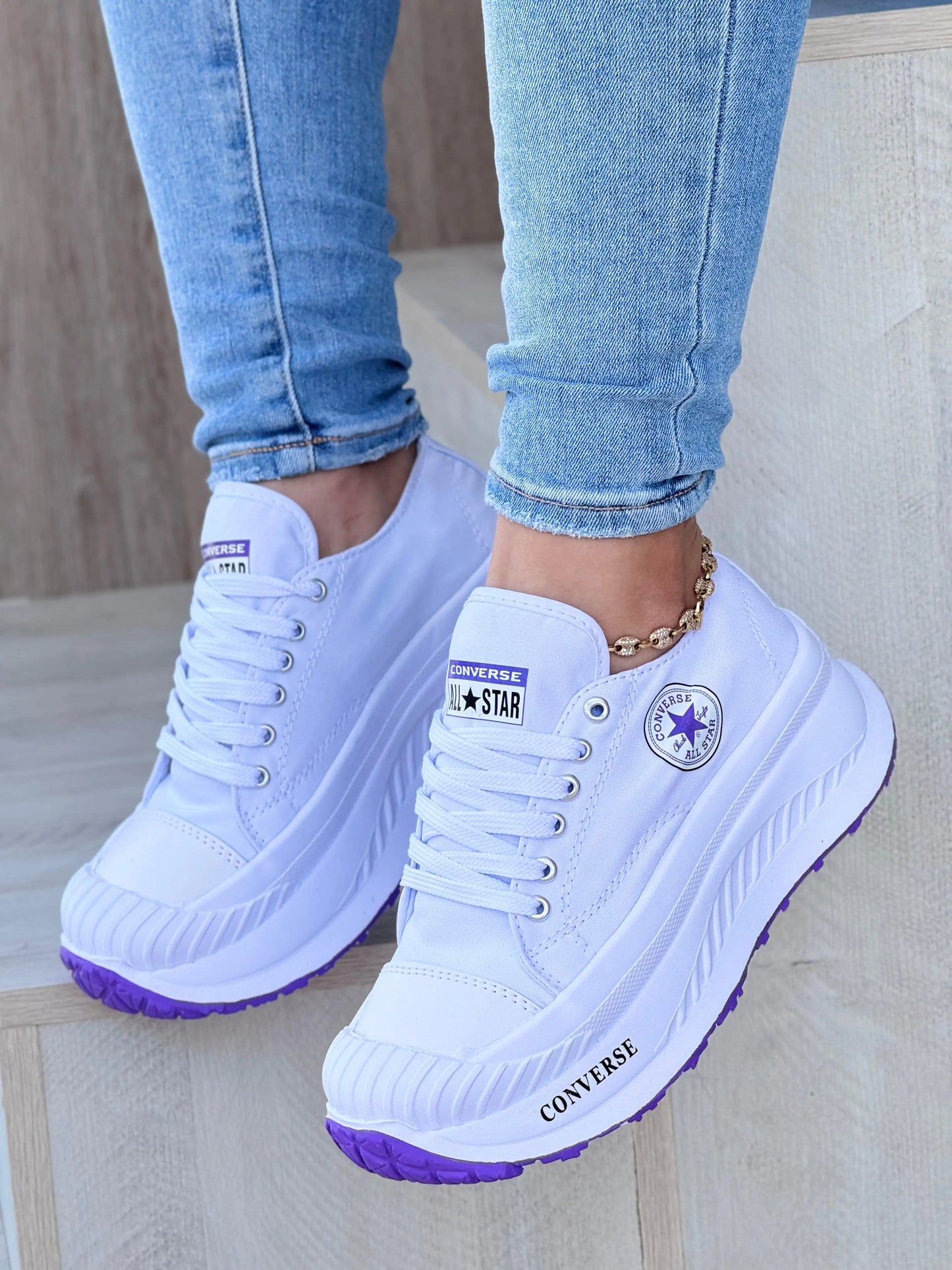 CONVERSE 290 BLANCO X MORADO