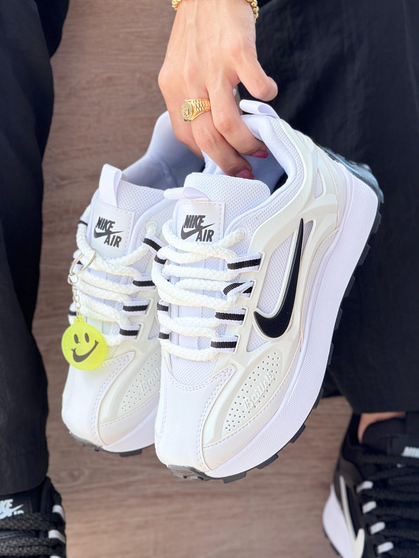 NIKE BAILLEI DAMA BLANCO