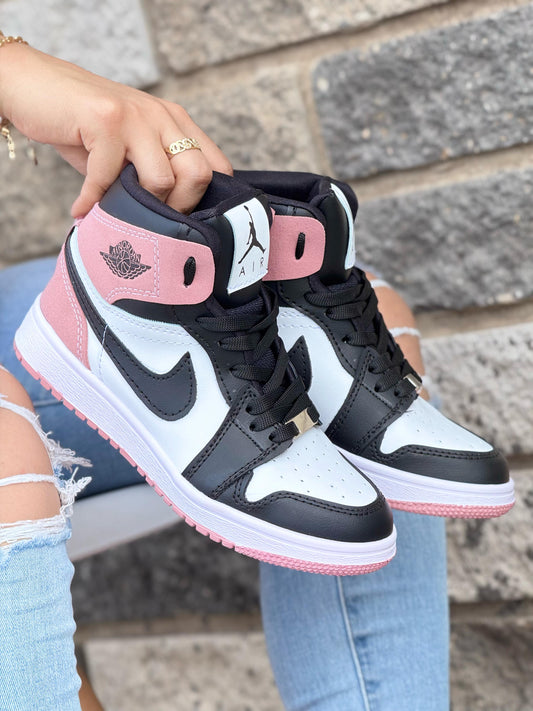 BOTA NIKE JORDAN NEGRO X ROSA